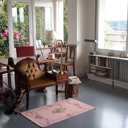 La Chanterelle Apartment *